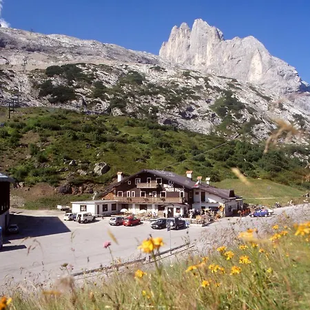 Rifugio Fedaia